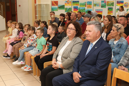 SPREJEM PRVOŠOLČKOV RAKEK 05 FOTO LJUBO VUKELIČ